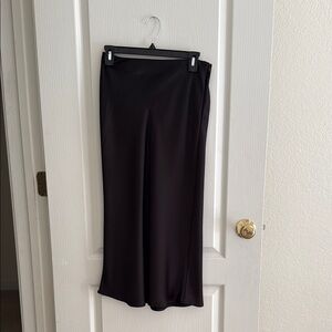 NWT! Elegant Black Satin Midi Skirt